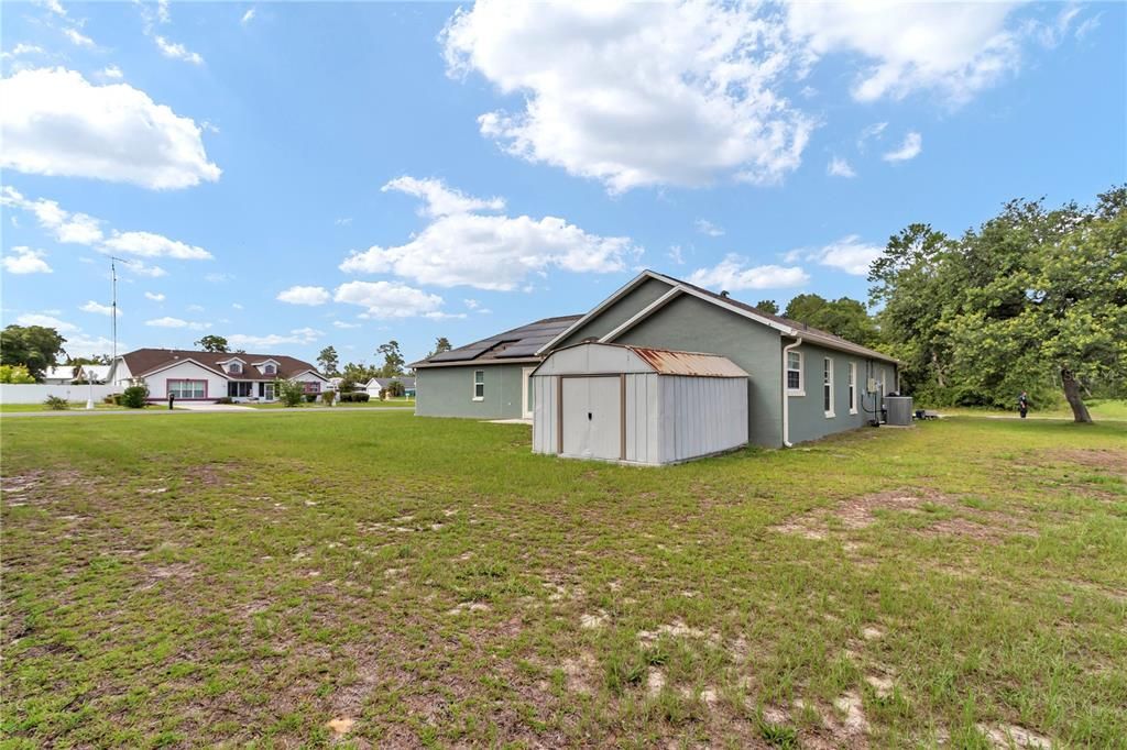 For Sale: $329,000 (3 beds, 2 baths, 1817 Square Feet)