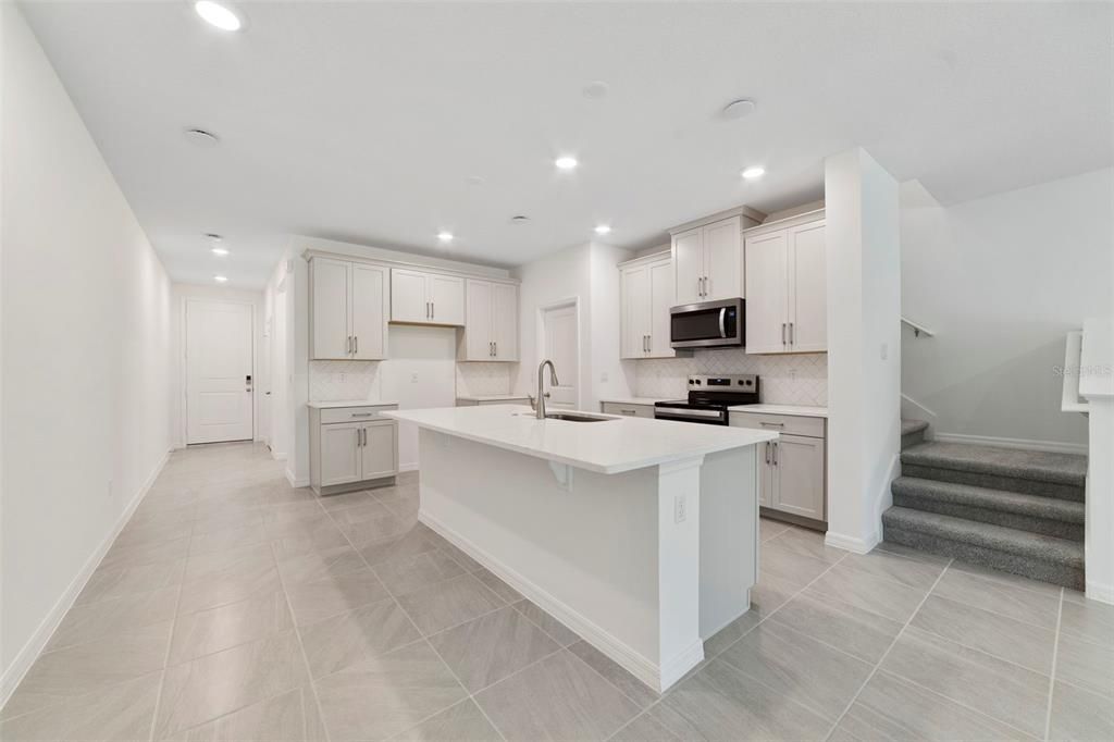 En Venta: $433,990 (3 camas, 2 baños, 1635 Pies cuadrados)