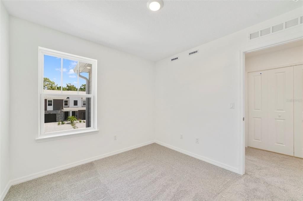 En Venta: $433,990 (3 camas, 2 baños, 1635 Pies cuadrados)
