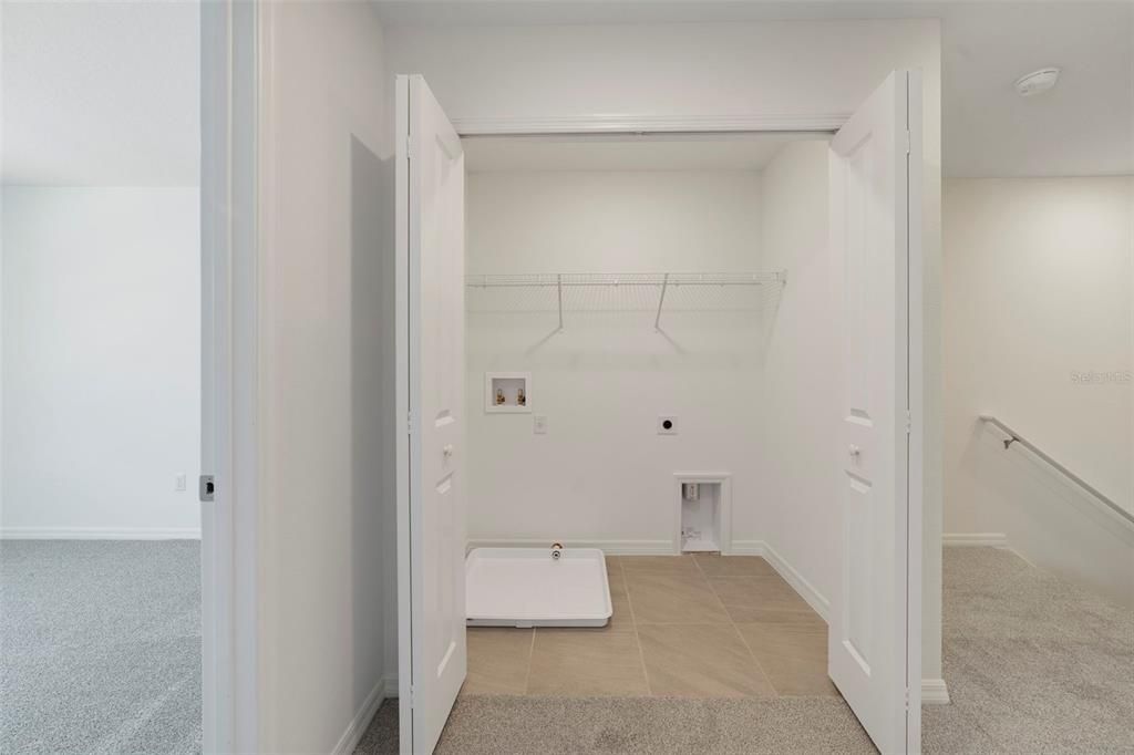 En Venta: $433,990 (3 camas, 2 baños, 1635 Pies cuadrados)