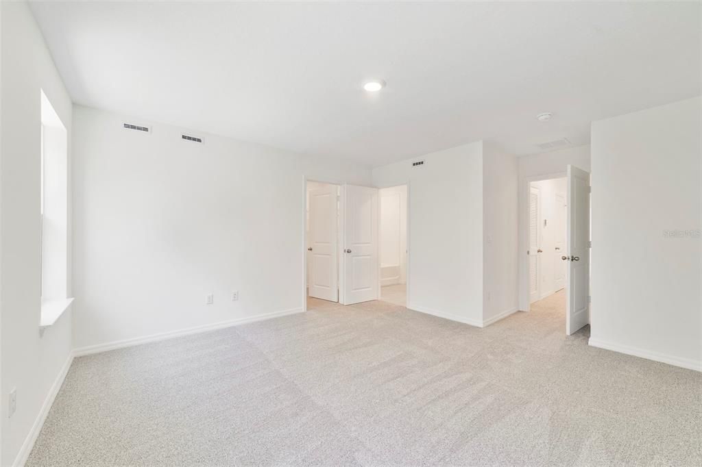 En Venta: $433,990 (3 camas, 2 baños, 1635 Pies cuadrados)