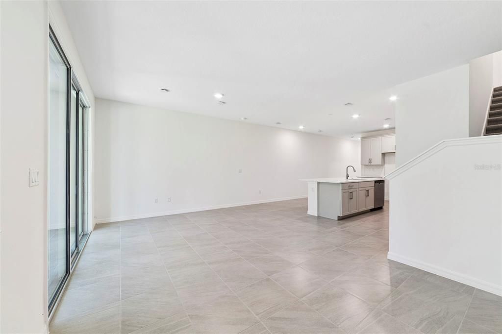 En Venta: $433,990 (3 camas, 2 baños, 1635 Pies cuadrados)
