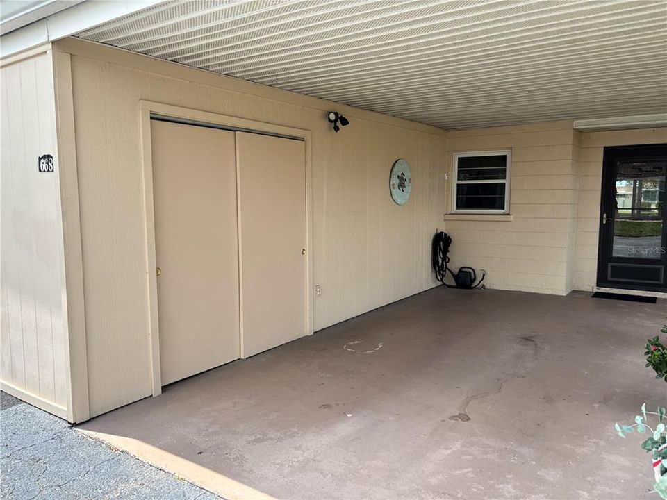 For Sale: $126,900 (2 beds, 1 baths, 918 Square Feet)