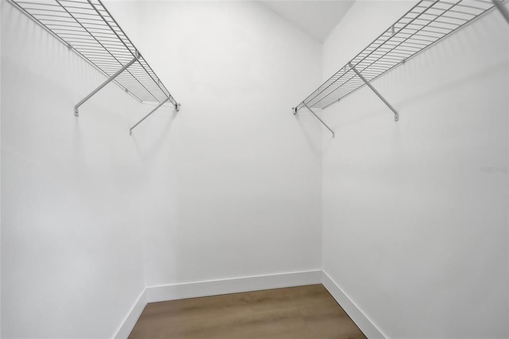 На продажу: $359,900 (3 спален, 2 ванн, 1406 Квадратных фут)