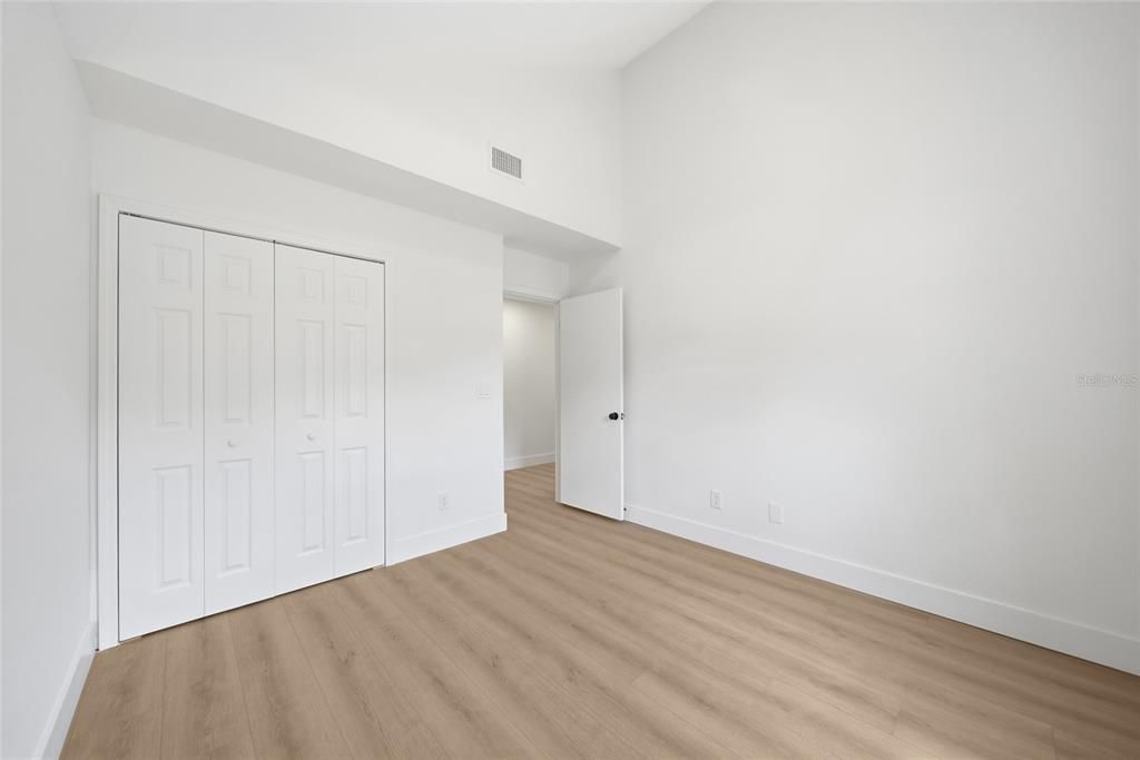 На продажу: $359,900 (3 спален, 2 ванн, 1406 Квадратных фут)