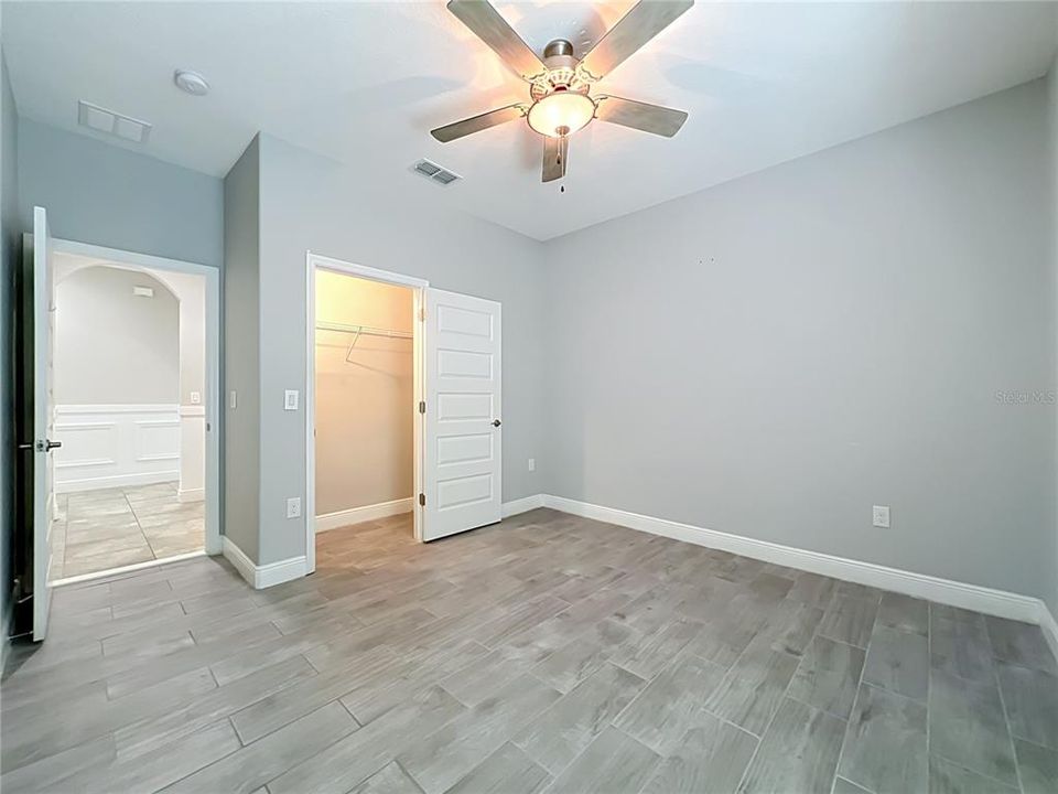 For Sale: $649,900 (4 beds, 3 baths, 2117 Square Feet)