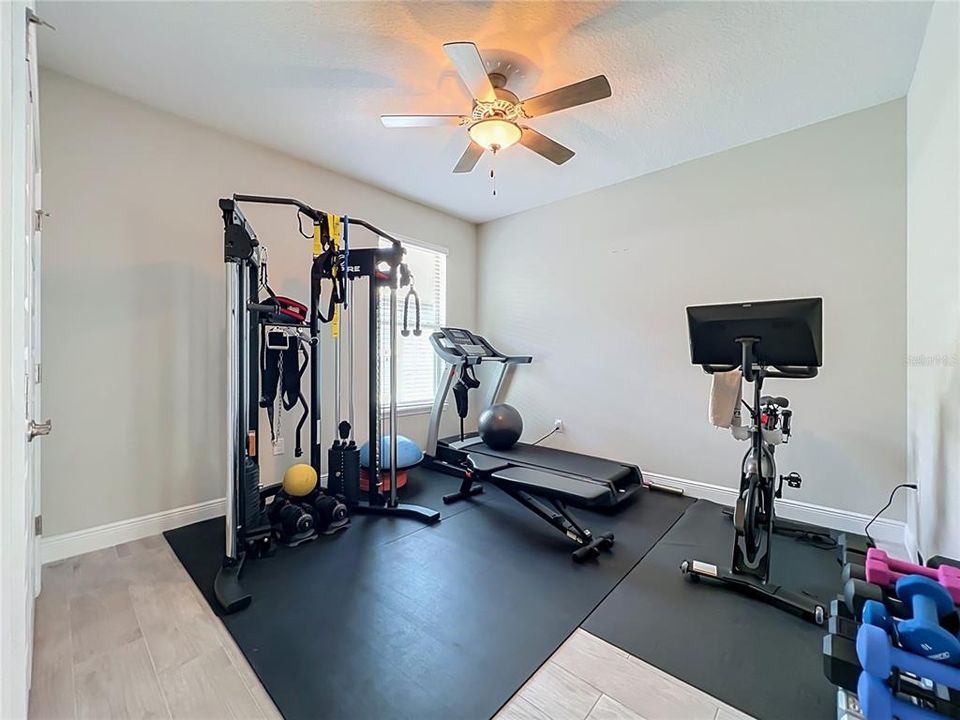 For Sale: $649,900 (4 beds, 3 baths, 2117 Square Feet)
