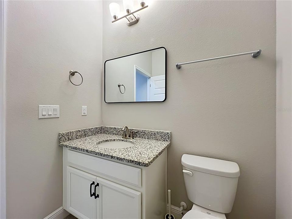 For Sale: $649,900 (4 beds, 3 baths, 2117 Square Feet)