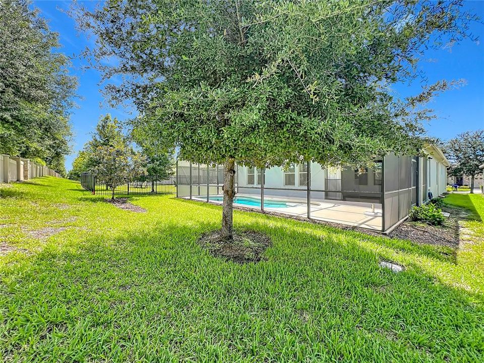 For Sale: $649,900 (4 beds, 3 baths, 2117 Square Feet)