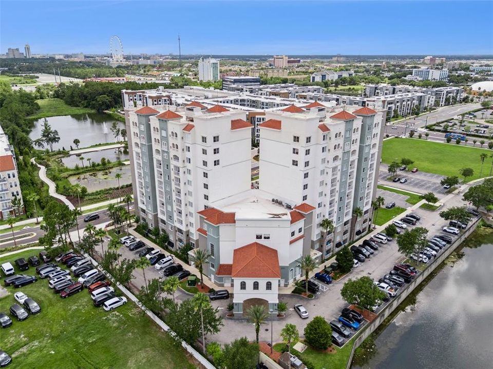 For Sale: $159,999 (1 beds, 1 baths, 671 Square Feet)