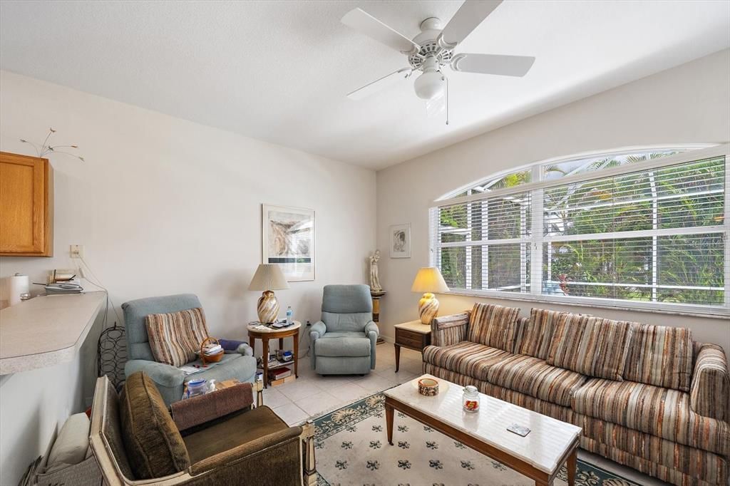 For Sale: $424,900 (3 beds, 2 baths, 1812 Square Feet)