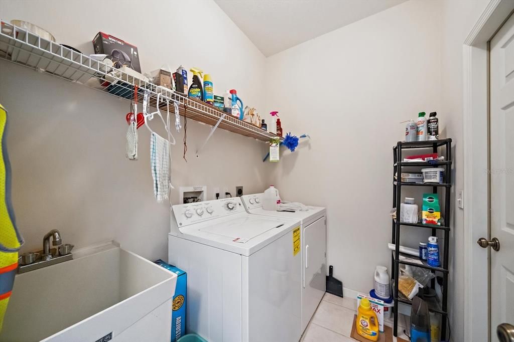 For Sale: $424,900 (3 beds, 2 baths, 1812 Square Feet)