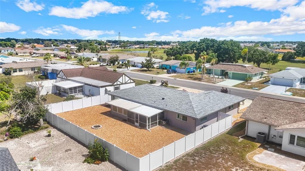 For Sale: $299,900 (2 beds, 2 baths, 1550 Square Feet)