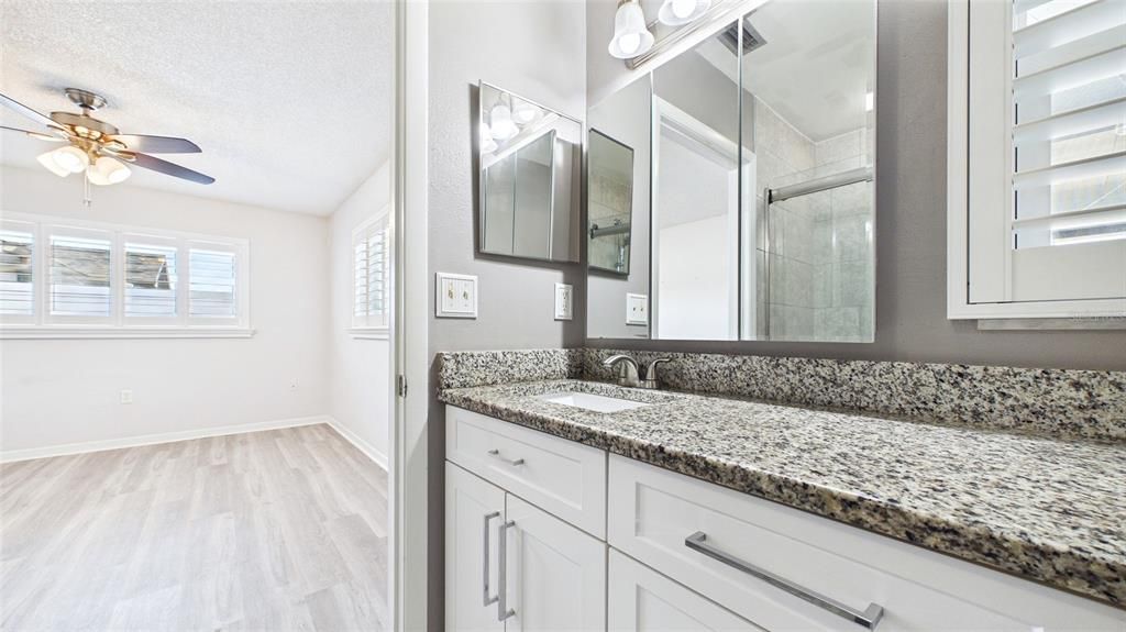 For Sale: $299,900 (2 beds, 2 baths, 1550 Square Feet)