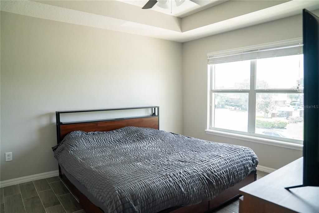 For Rent: $2,200 (2 beds, 2 baths, 1273 Square Feet)