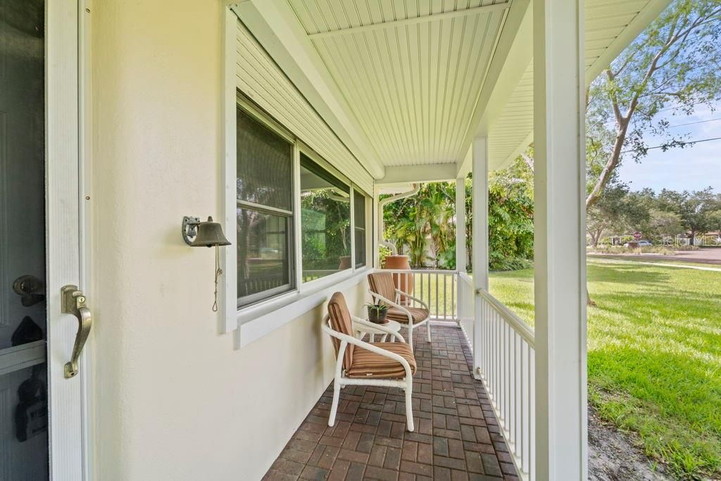 For Sale: $729,000 (4 beds, 3 baths, 2280 Square Feet)