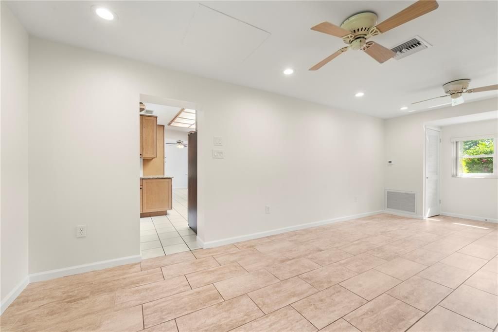 For Sale: $729,000 (4 beds, 3 baths, 2280 Square Feet)