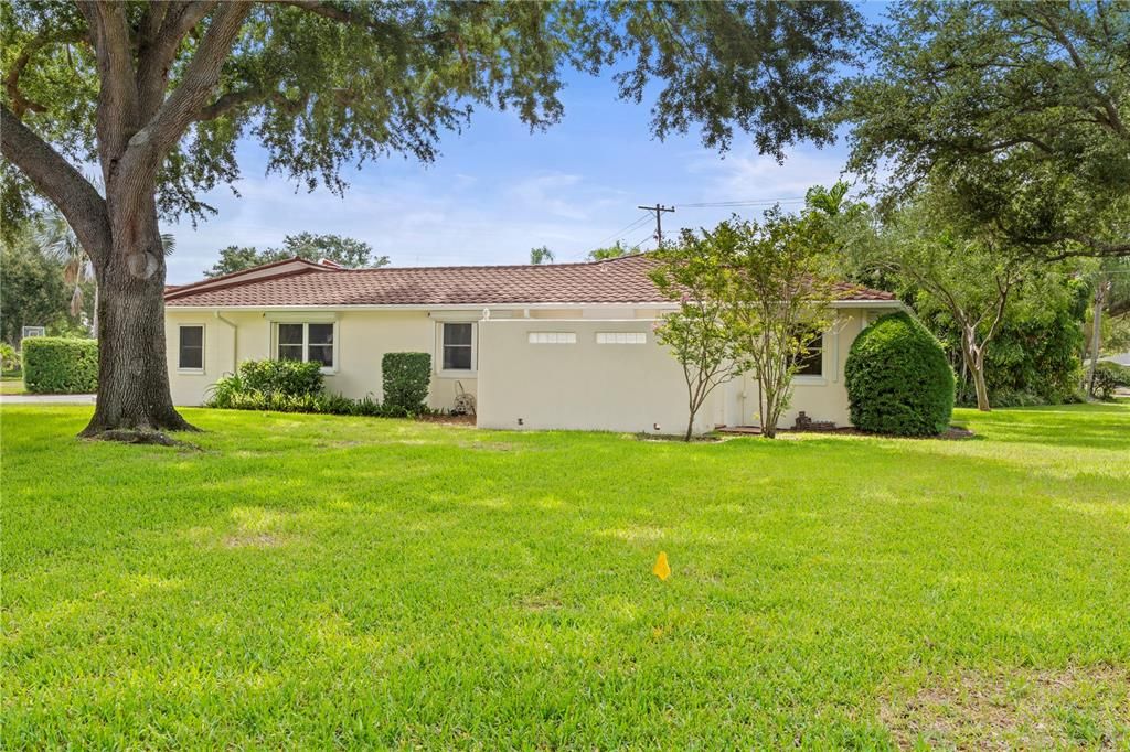 For Sale: $729,000 (4 beds, 3 baths, 2280 Square Feet)