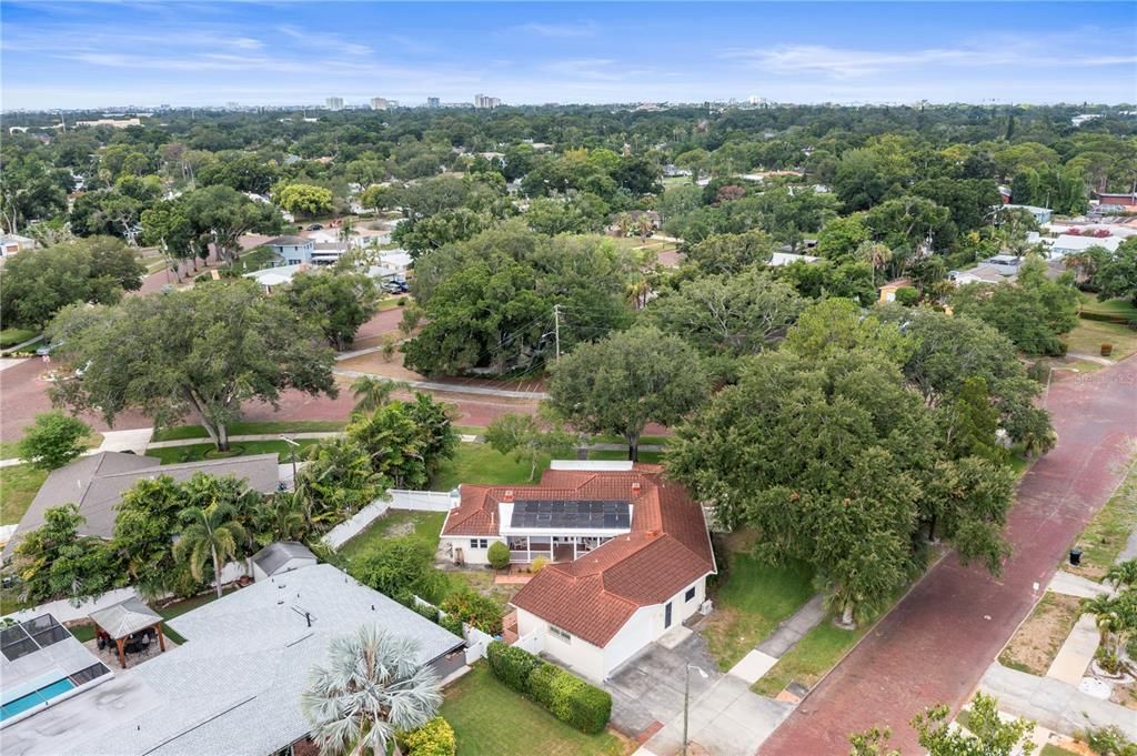 For Sale: $729,000 (4 beds, 3 baths, 2280 Square Feet)