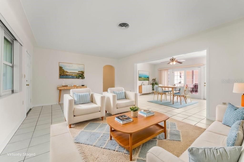 For Sale: $729,000 (4 beds, 3 baths, 2280 Square Feet)