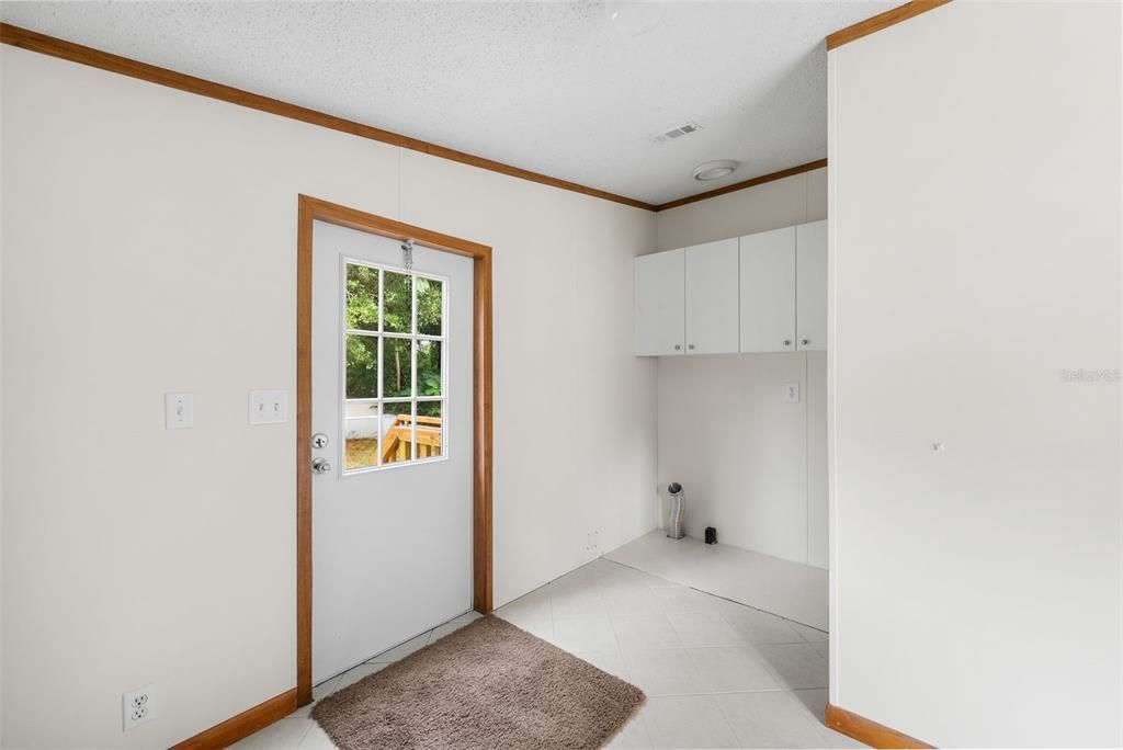 For Sale: $200,000 (3 beds, 2 baths, 1620 Square Feet)