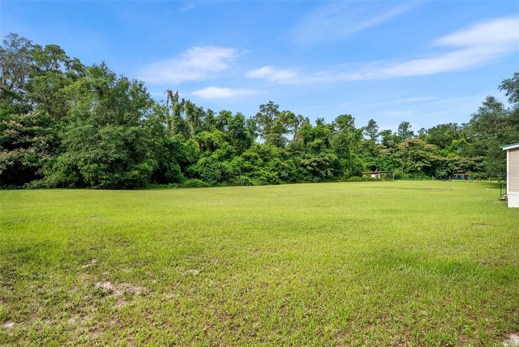 For Sale: $200,000 (3 beds, 2 baths, 1620 Square Feet)