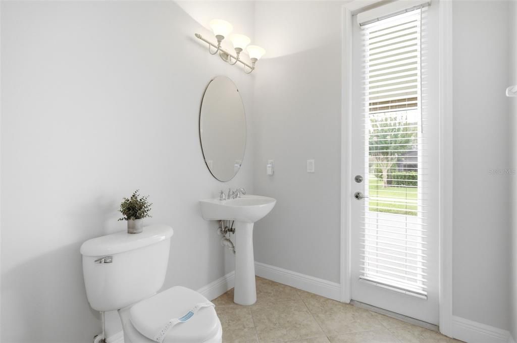 For Sale: $759,000 (4 beds, 3 baths, 3572 Square Feet)