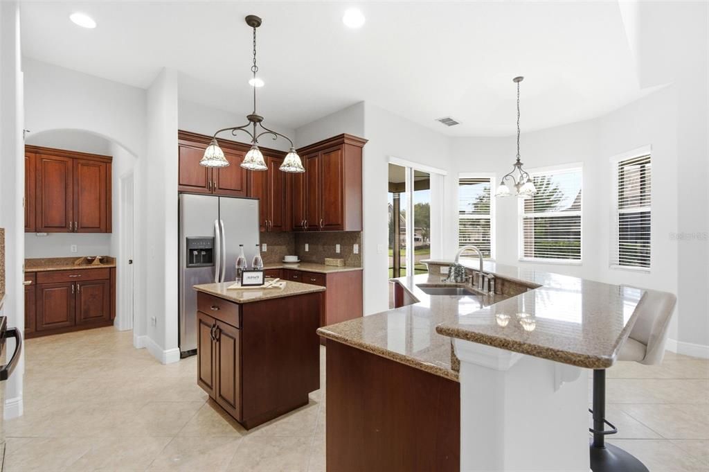 For Sale: $759,000 (4 beds, 3 baths, 3572 Square Feet)