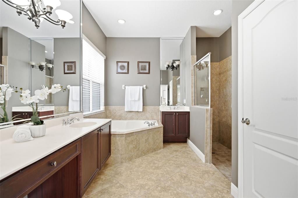 For Sale: $759,000 (4 beds, 3 baths, 3572 Square Feet)
