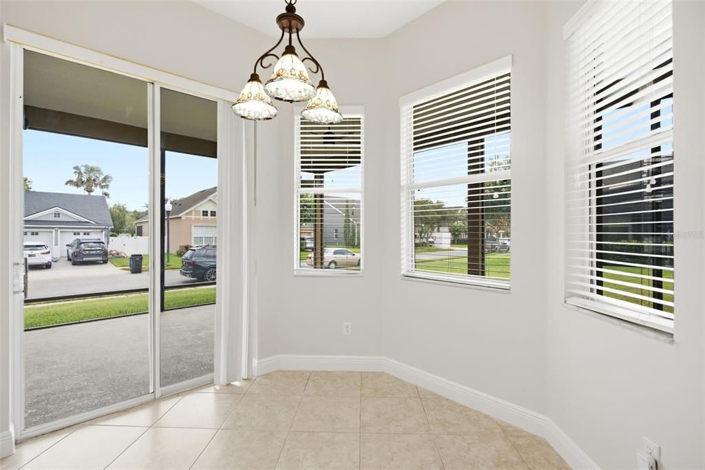 For Sale: $759,000 (4 beds, 3 baths, 3572 Square Feet)