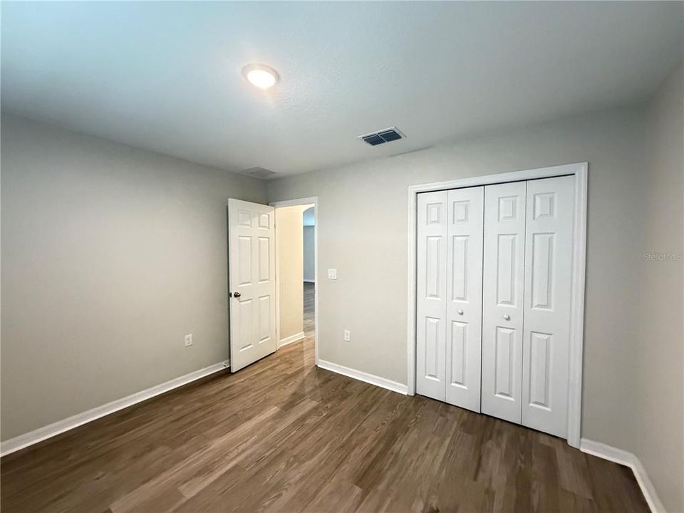 For Sale: $260,000 (3 beds, 2 baths, 1345 Square Feet)