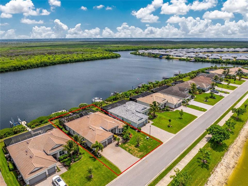 На продажу: $995,000 (4 спален, 3 ванн, 2925 Квадратных фут)