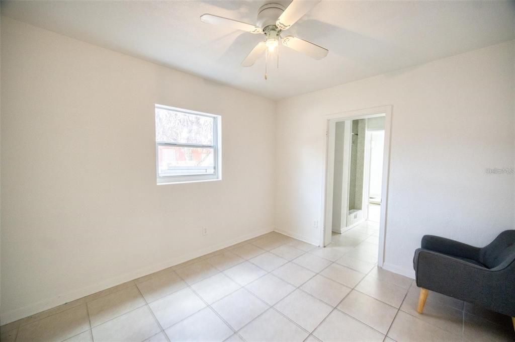 For Sale: $329,900 (5 beds, 4 baths, 2835 Square Feet)