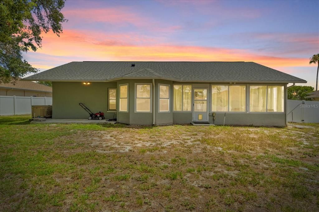 For Sale: $330,000 (3 beds, 2 baths, 1611 Square Feet)