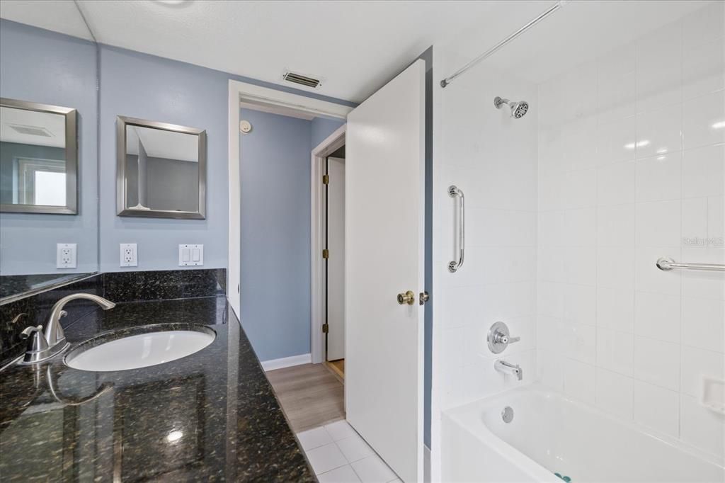 For Sale: $330,000 (3 beds, 2 baths, 1611 Square Feet)