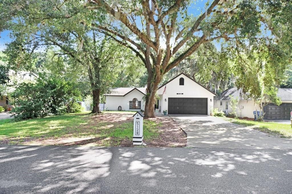 For Sale: $378,000 (3 beds, 2 baths, 1500 Square Feet)