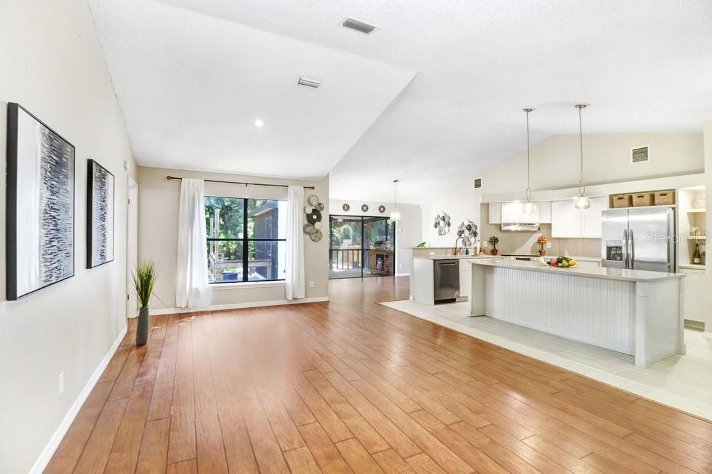 For Sale: $378,000 (3 beds, 2 baths, 1500 Square Feet)
