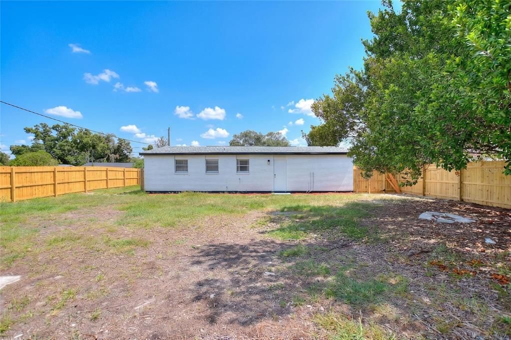En Venta: $339,000 (3 camas, 2 baños, 1150 Pies cuadrados)