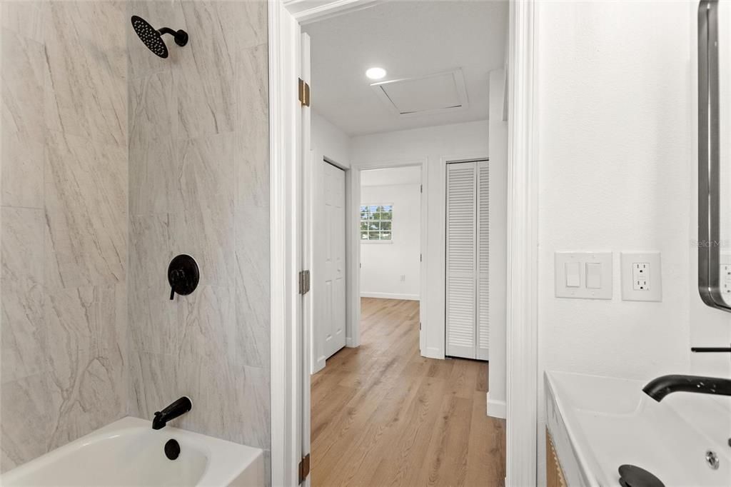 En Venta: $339,000 (3 camas, 2 baños, 1150 Pies cuadrados)
