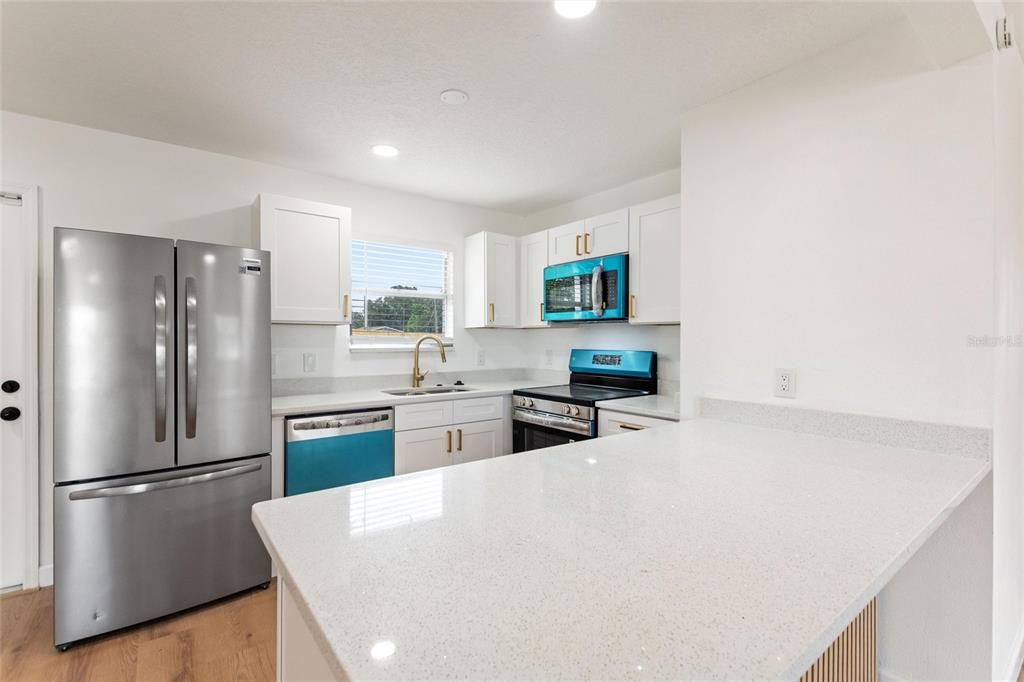 En Venta: $339,000 (3 camas, 2 baños, 1150 Pies cuadrados)