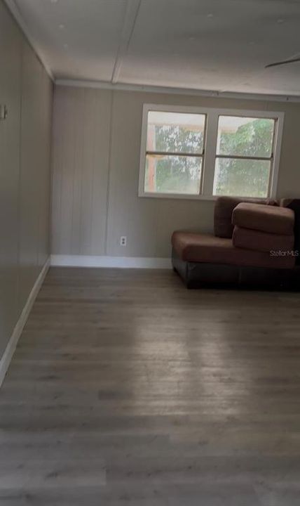 Active With Contract: $149,900 (3 beds, 2 baths, 1040 Square Feet)