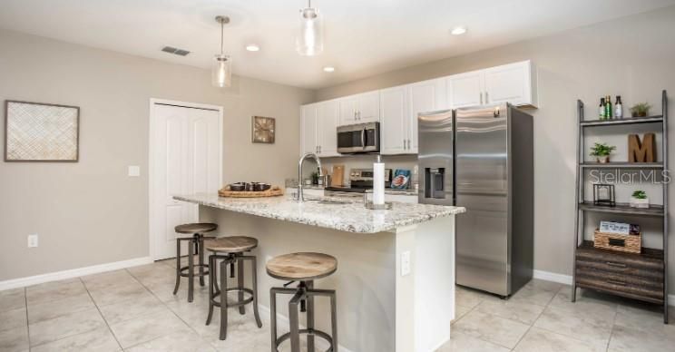 For Sale: $289,900 (4 beds, 2 baths, 1867 Square Feet)