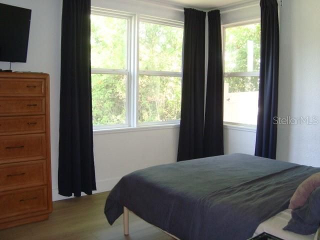 For Rent: $2,500 (2 beds, 1 baths, 1189 Square Feet)