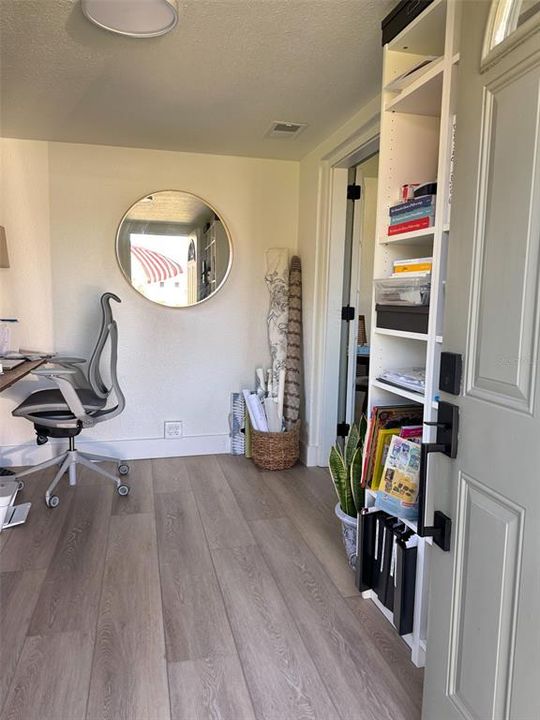 For Rent: $2,500 (2 beds, 1 baths, 1189 Square Feet)