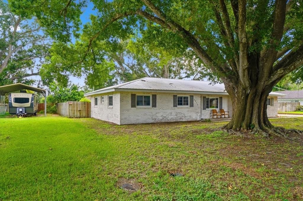 For Sale: $349,000 (3 beds, 2 baths, 1534 Square Feet)