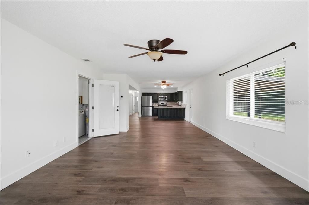 For Sale: $349,000 (3 beds, 2 baths, 1534 Square Feet)