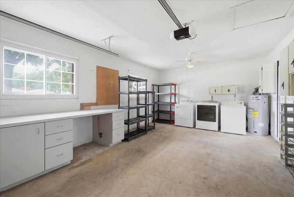 For Sale: $349,000 (3 beds, 2 baths, 1534 Square Feet)