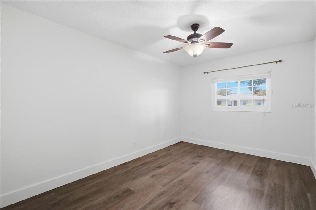 For Sale: $349,000 (3 beds, 2 baths, 1534 Square Feet)