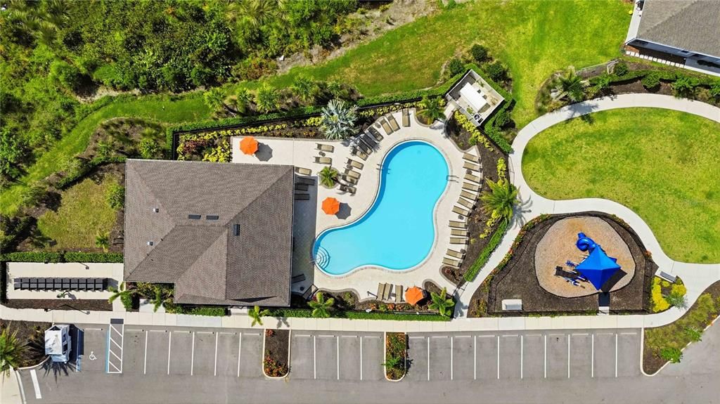 En Venta: $535,000 (4 camas, 3 baños, 2756 Pies cuadrados)