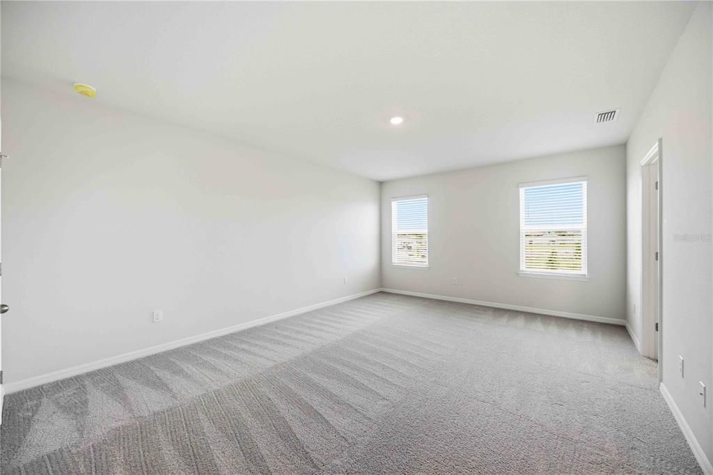 En Venta: $535,000 (4 camas, 3 baños, 2756 Pies cuadrados)